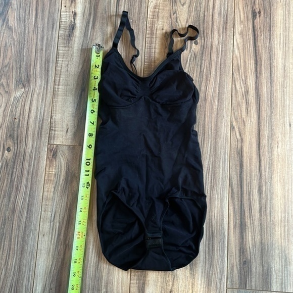 size small /medium shapwere - Picture 4 of 5